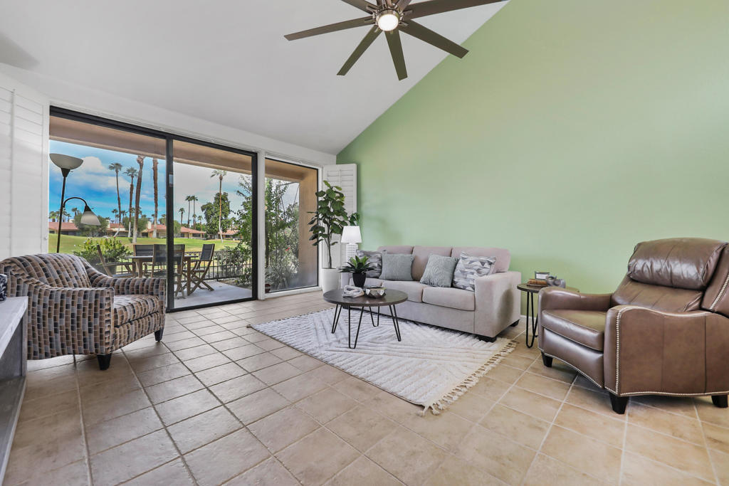 412 S Sierra Madre Property Photo 5