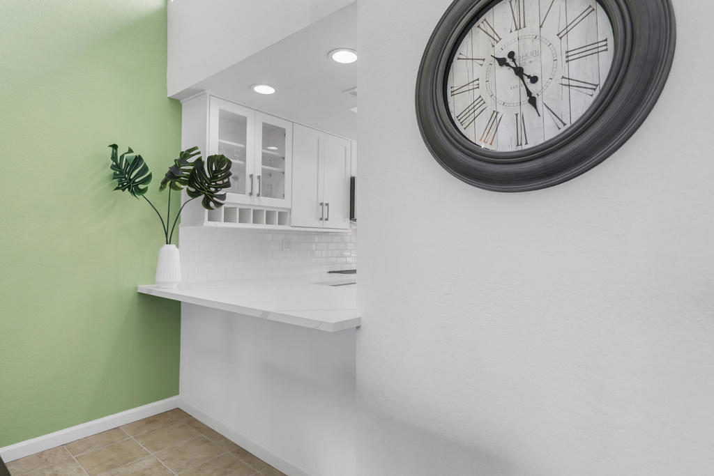 412 S Sierra Madre Property Photo 9