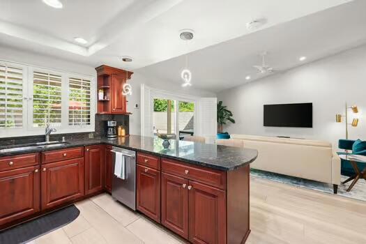 39041 Kilimanjaro Drive Property Photo 14