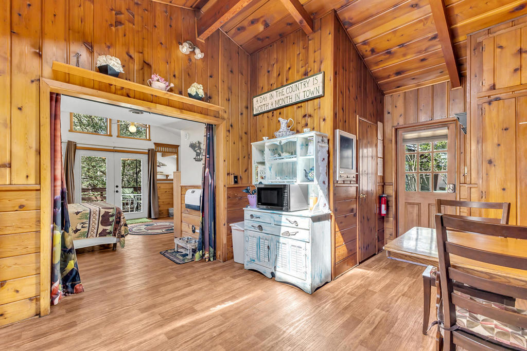 53460 Tollgate Road Property Photo 15