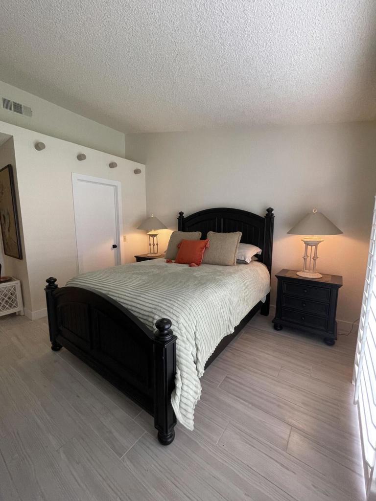 40880 Whirling Wind Drive C Property Photo 8