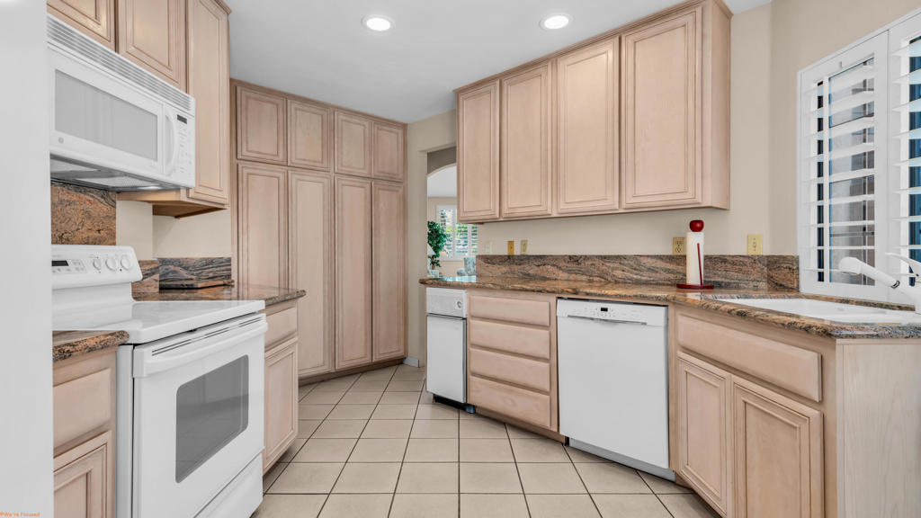 106 Towle Circle Property Photo 13