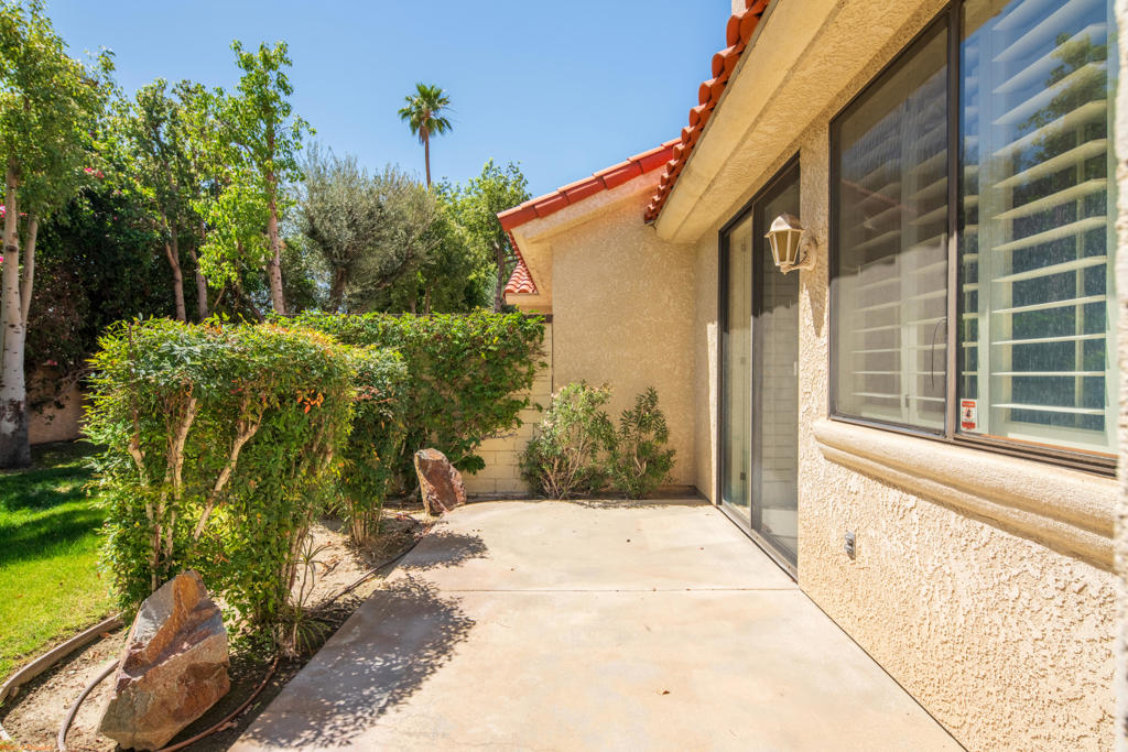 106 Towle Circle Property Photo 26