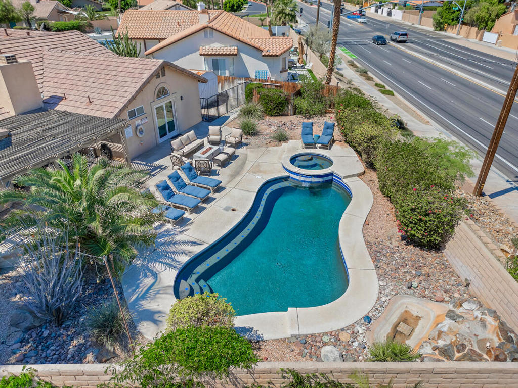 44060 Dalea Court Property Photo 4