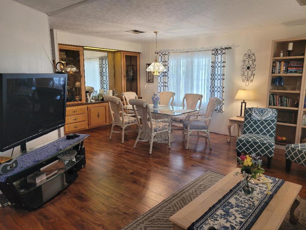 73280 Olympia Place Property Photo 3