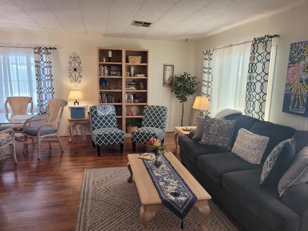 73280 Olympia Place Property Photo 6