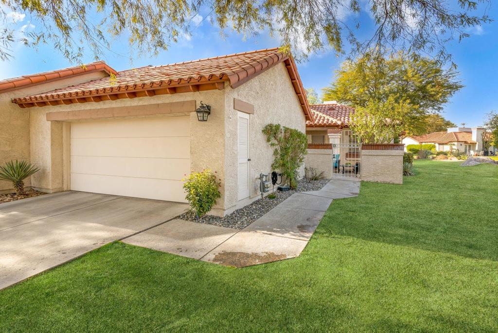 117 Trento Circle Property Photo 2