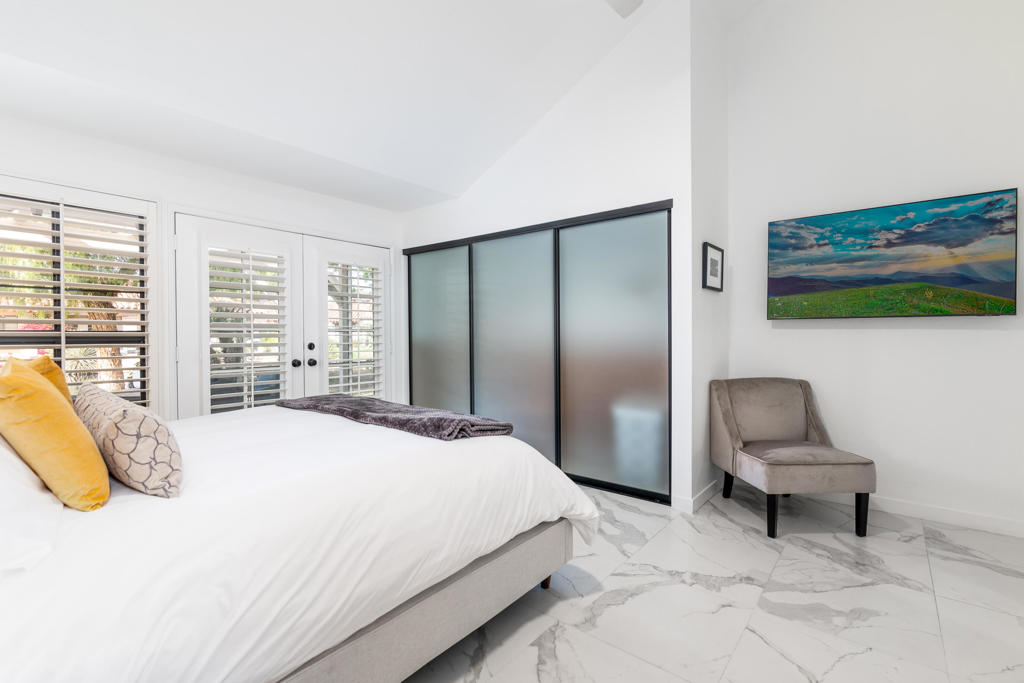 117 Trento Circle Property Photo 9