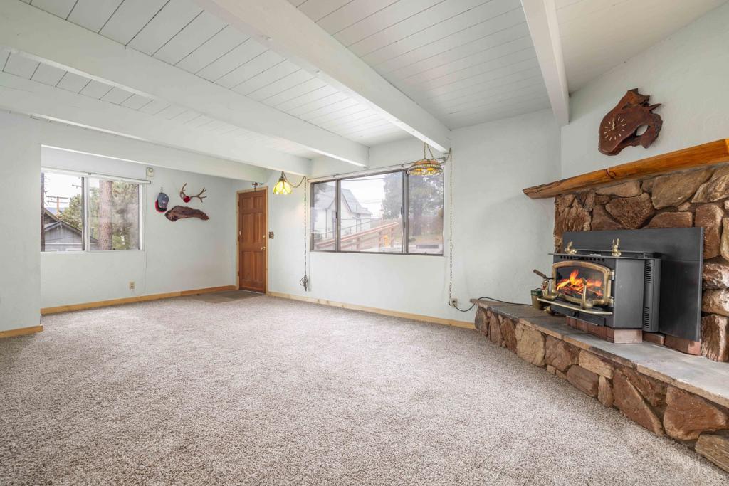 542 Cottage Lane Property Photo 10