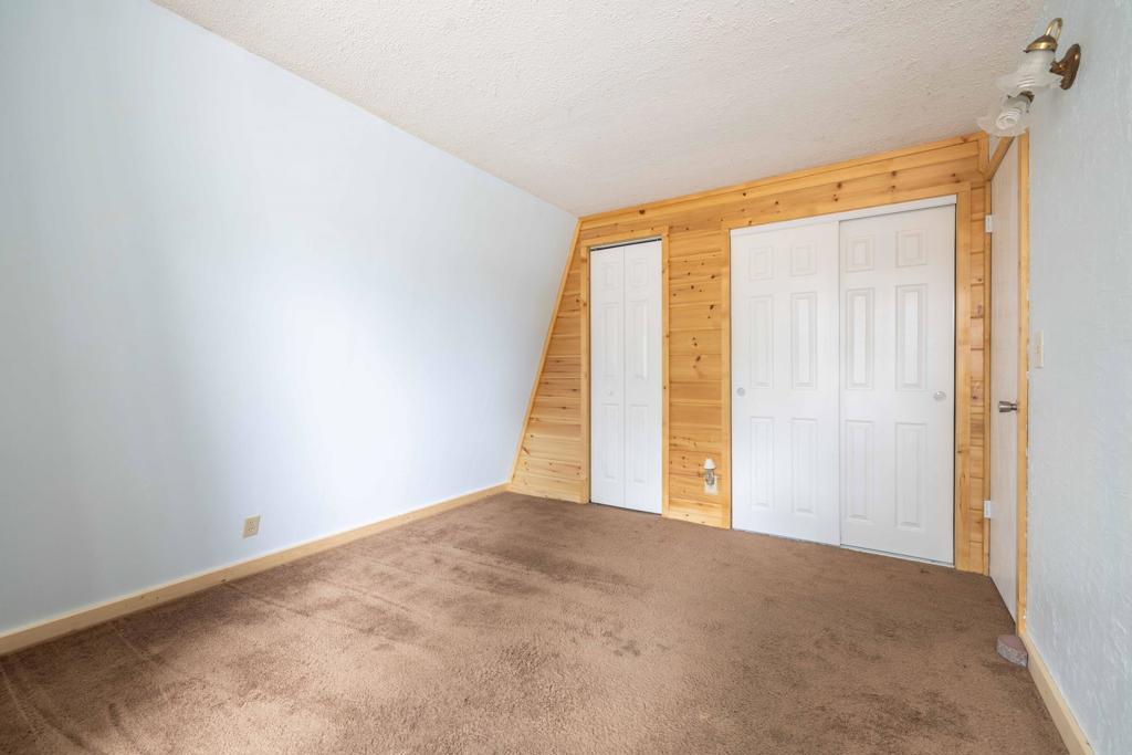 542 Cottage Lane Property Photo 23