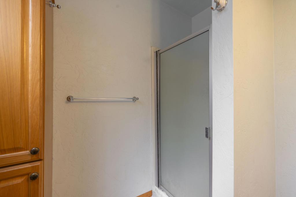 542 Cottage Lane Property Photo 28