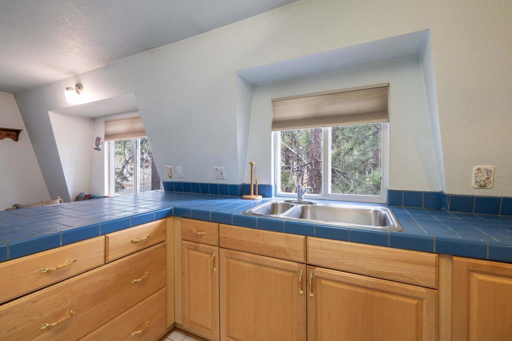 542 Cottage Lane Property Photo 33