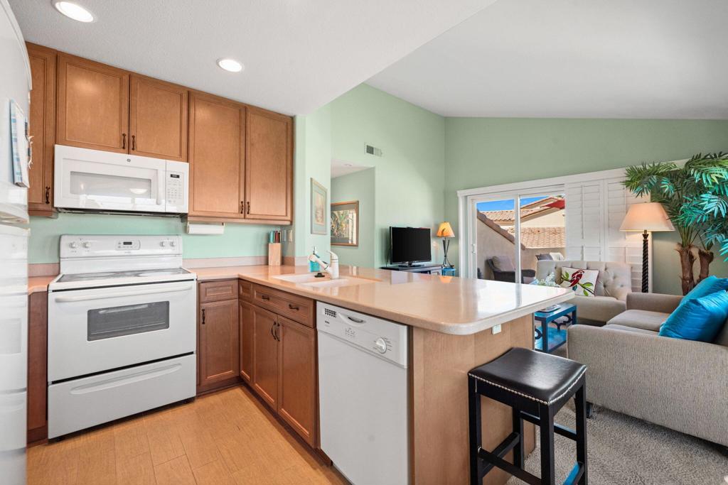 78301 Scarlet Court Property Photo 4