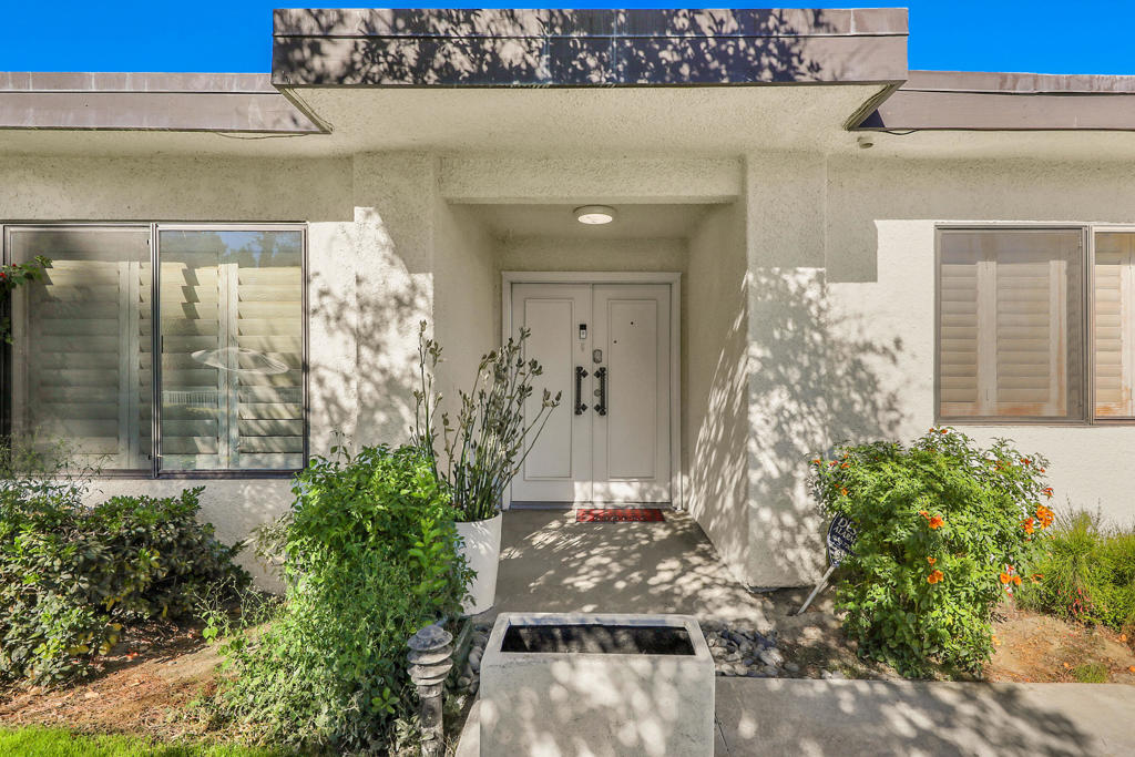 47 Juan Carlos Drive Property Photo 2
