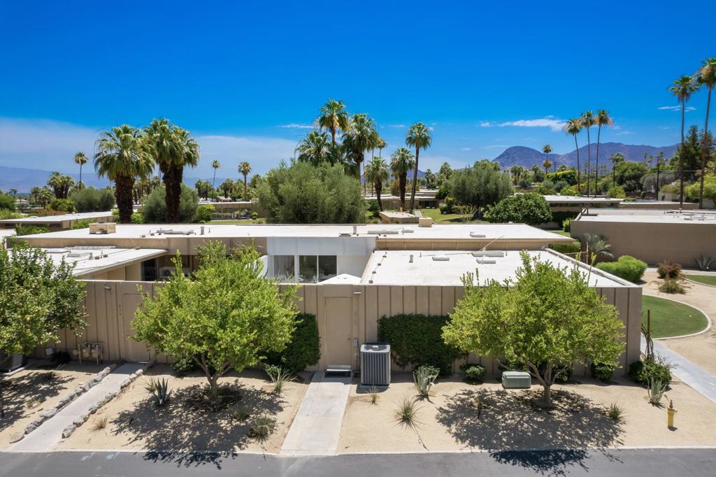 72915 El Paseo 615 Property Photo 3