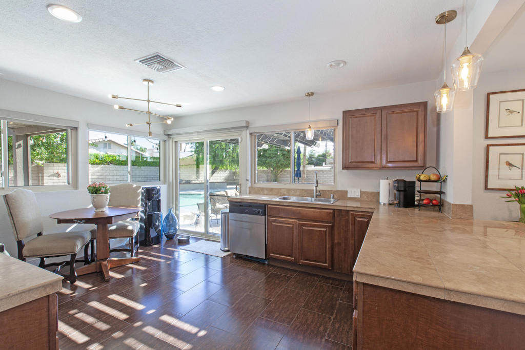78620 Bottlebrush Drive Property Photo 10