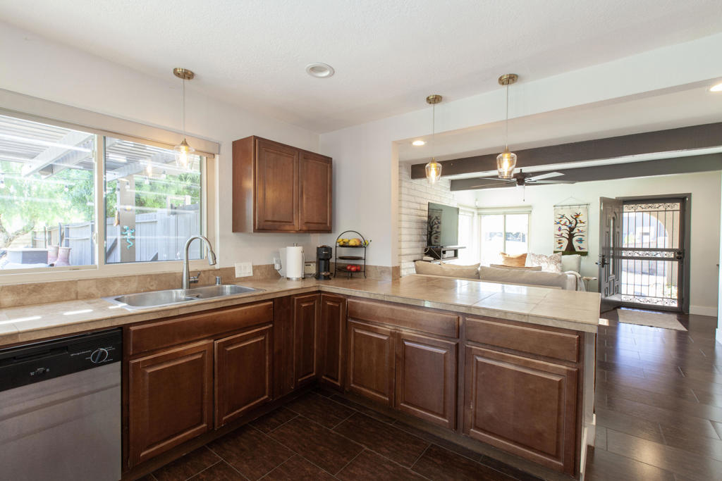 78620 Bottlebrush Drive Property Photo 11