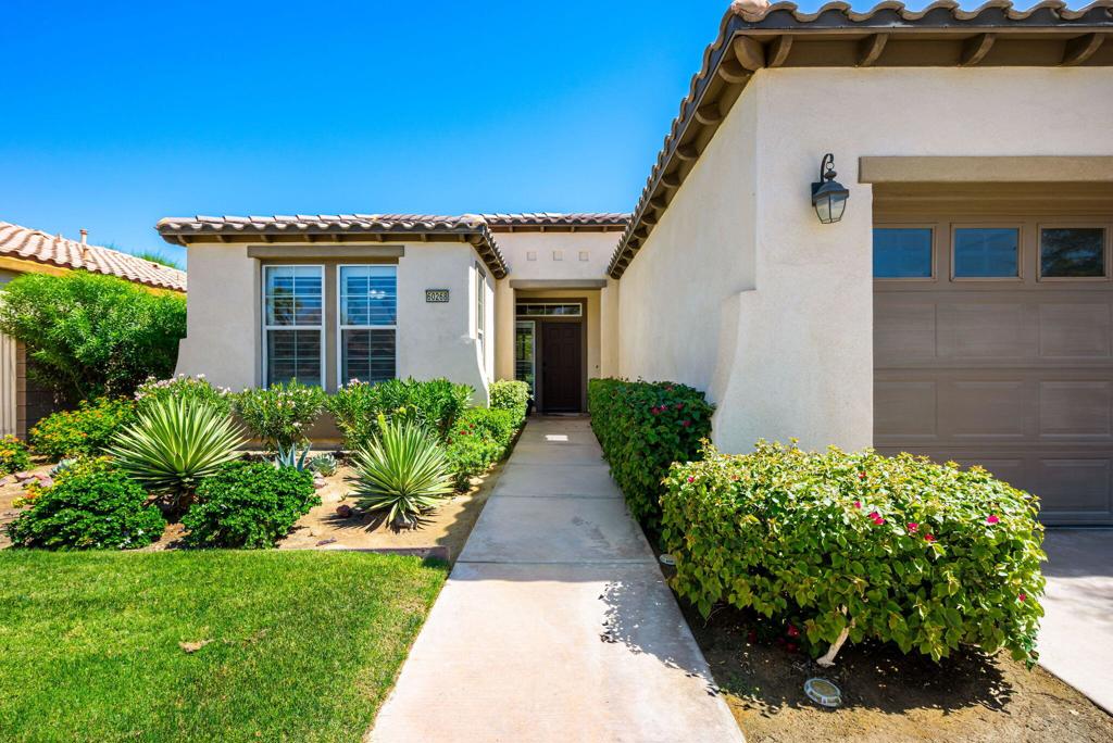 60268 Sweetshade Lane Property Photo 2