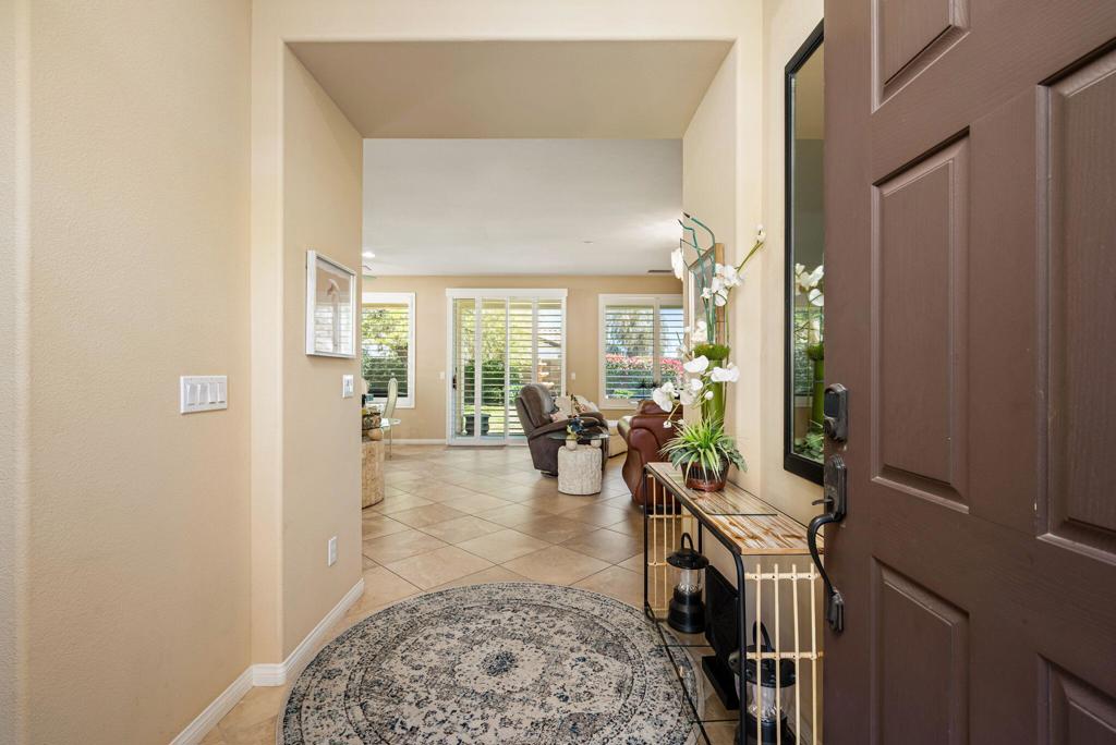 60268 Sweetshade Lane Property Photo 6