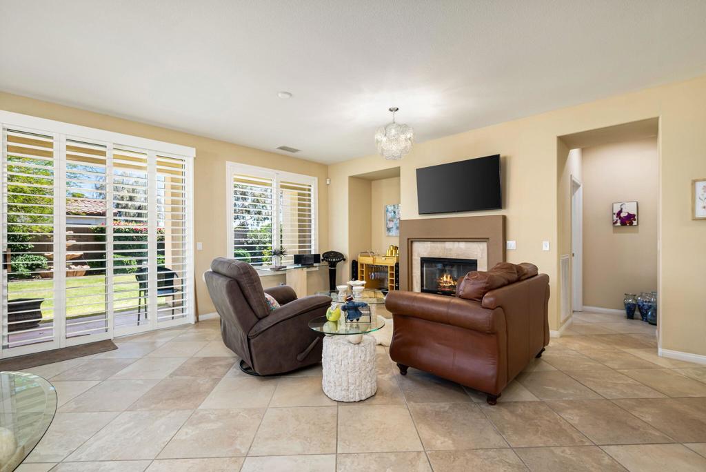 60268 Sweetshade Lane Property Photo 8