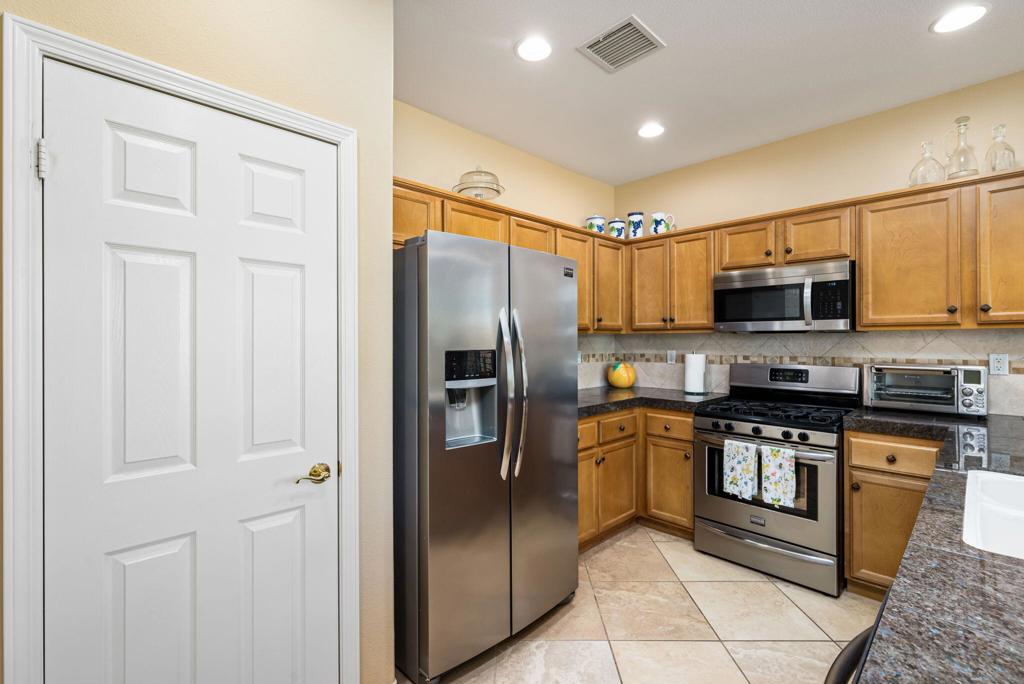 60268 Sweetshade Lane Property Photo 16