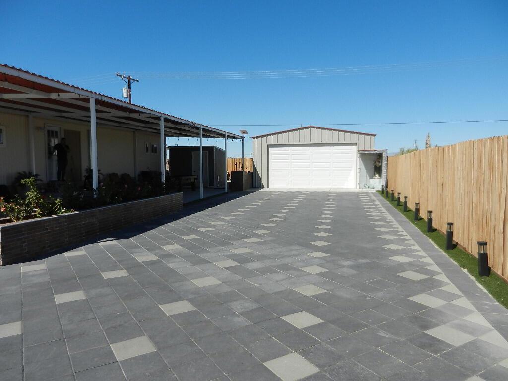 1238 China Sea Avenue Property Photo 2