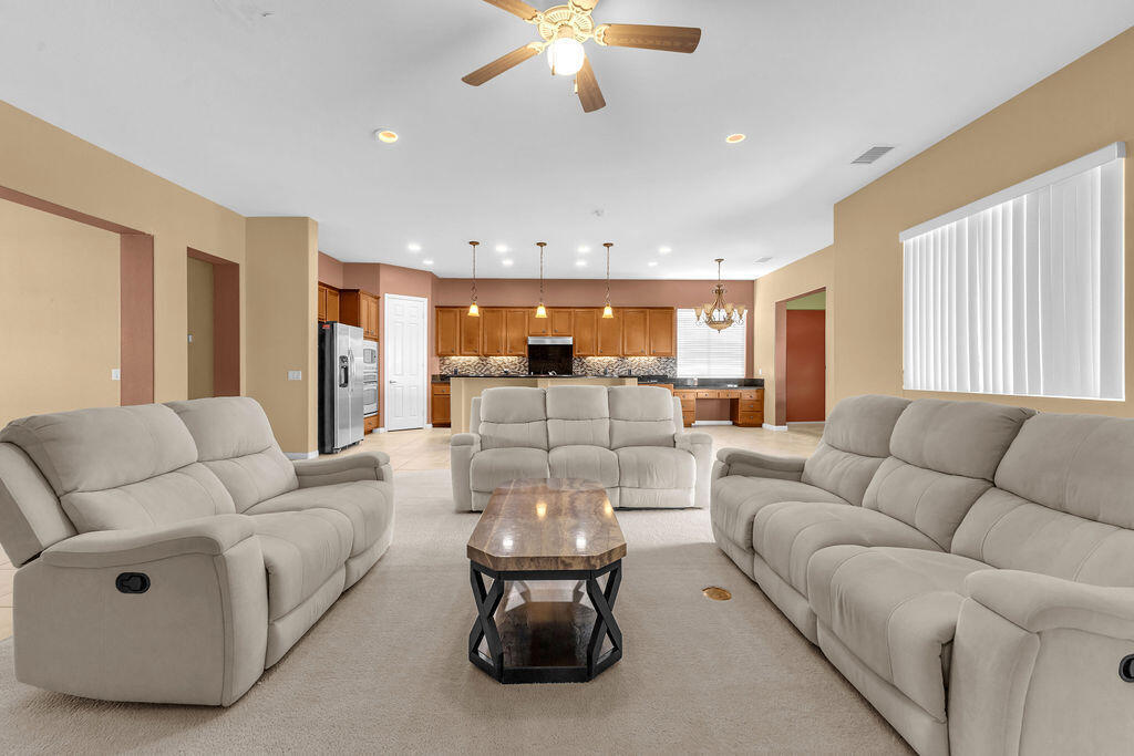 46109 Roadrunner Lane Property Photo 12