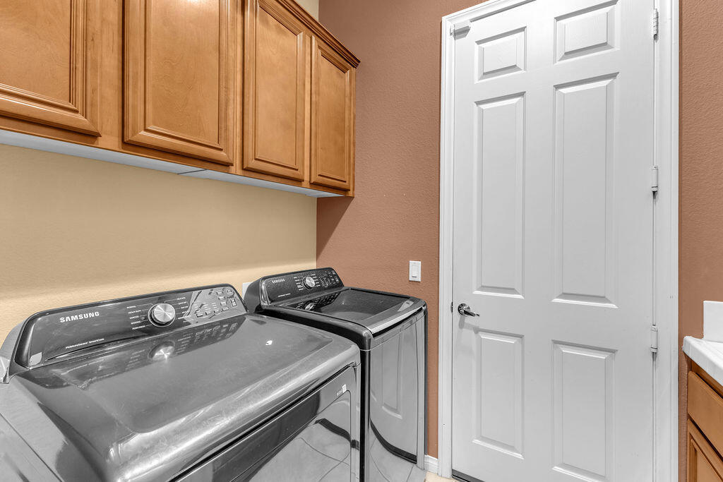 46109 Roadrunner Lane Property Photo 25