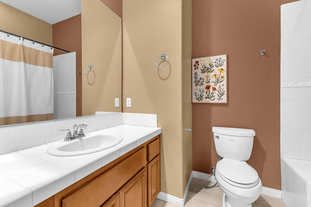 46109 Roadrunner Lane Property Photo 32