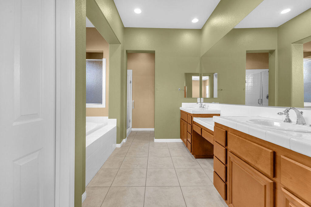46109 Roadrunner Lane Property Photo 34
