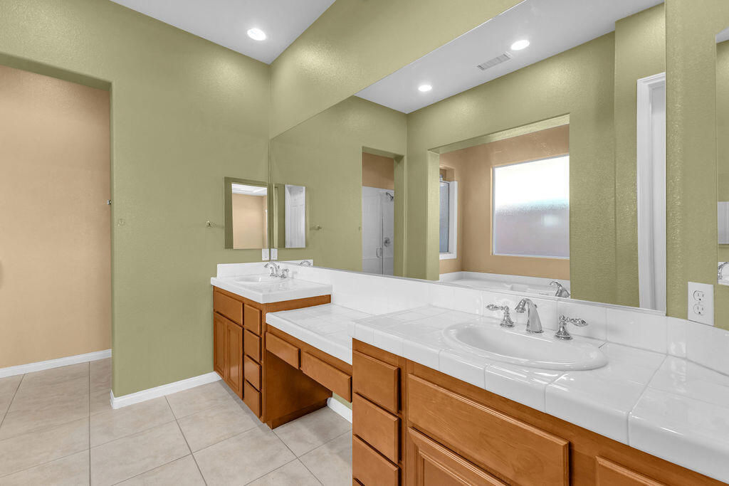 46109 Roadrunner Lane Property Photo 35