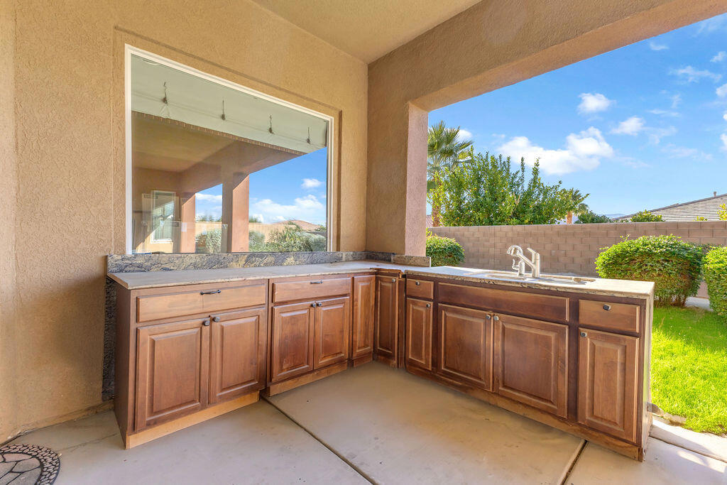 46109 Roadrunner Lane Property Photo 48