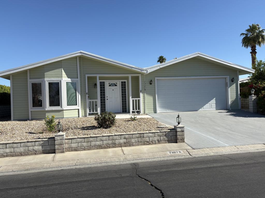 73278 Palm Greens Parkway Property Photo 1