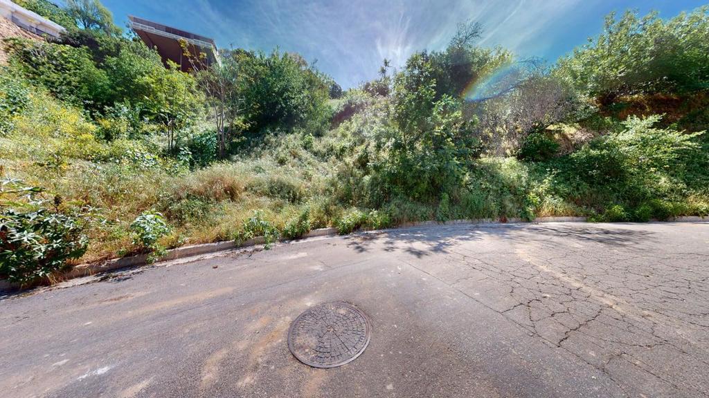 3810 Knobhill Drive Property Photo 1