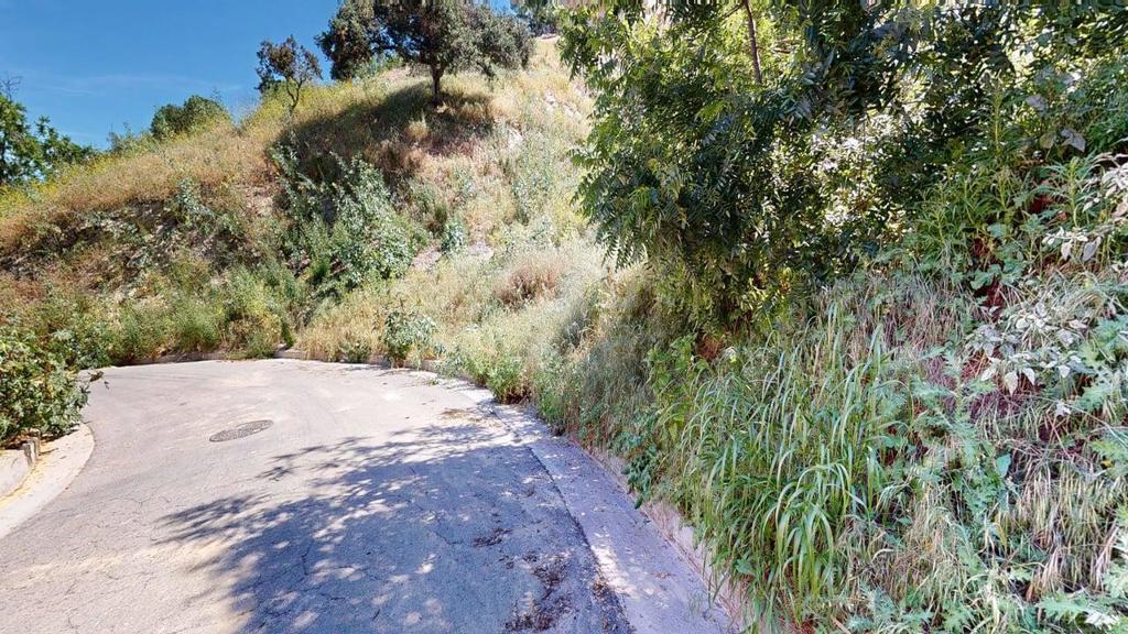 3810 Knobhill Drive Property Photo 12