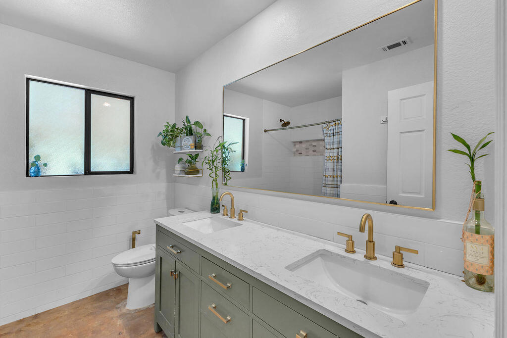 2155 E Bellamy Road Property Photo 35
