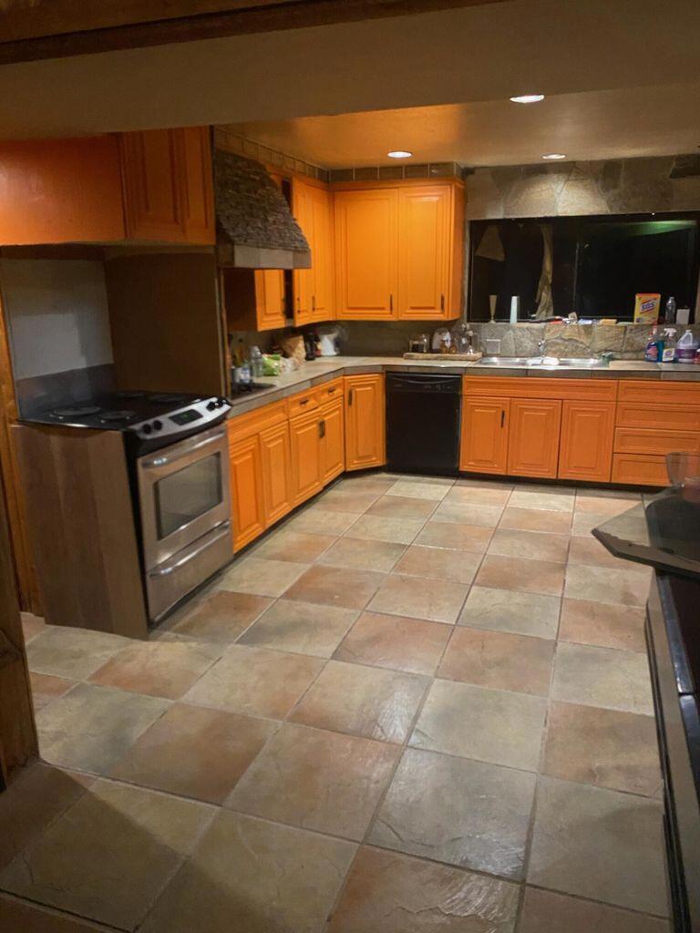 60300 Chalet Drive Property Photo 2