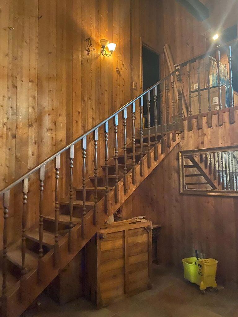 60300 Chalet Drive Property Photo 5
