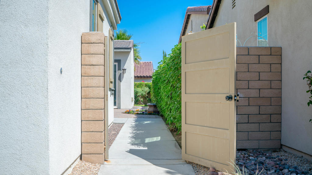 78810 Adesso Way Property Photo 16