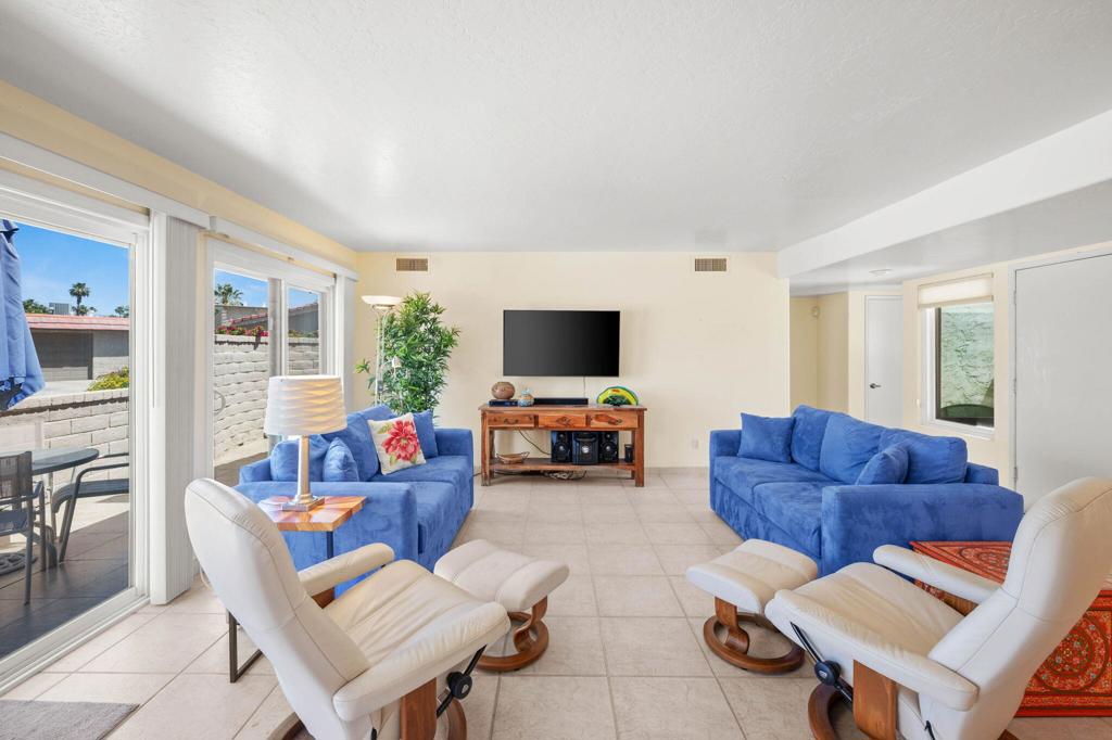 68390 Calle Barcelona Property Photo 5