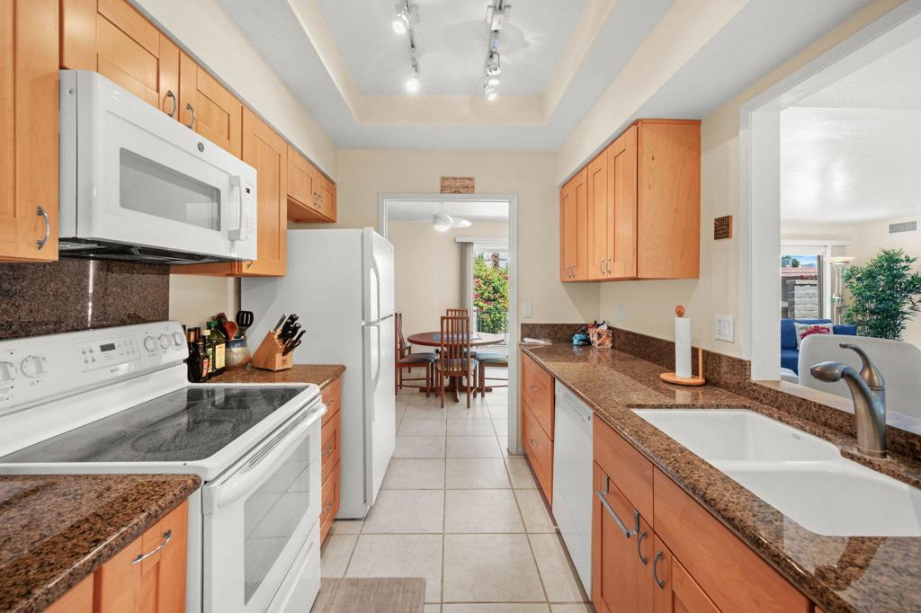68390 Calle Barcelona Property Photo 10