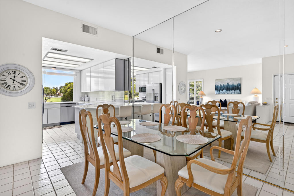 37 Colonial Drive Property Photo 15