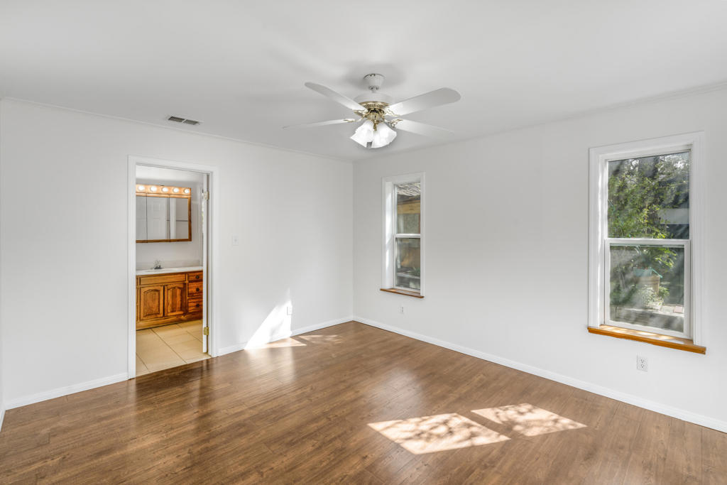 1018 Feather Mountain Drive Property Photo 20