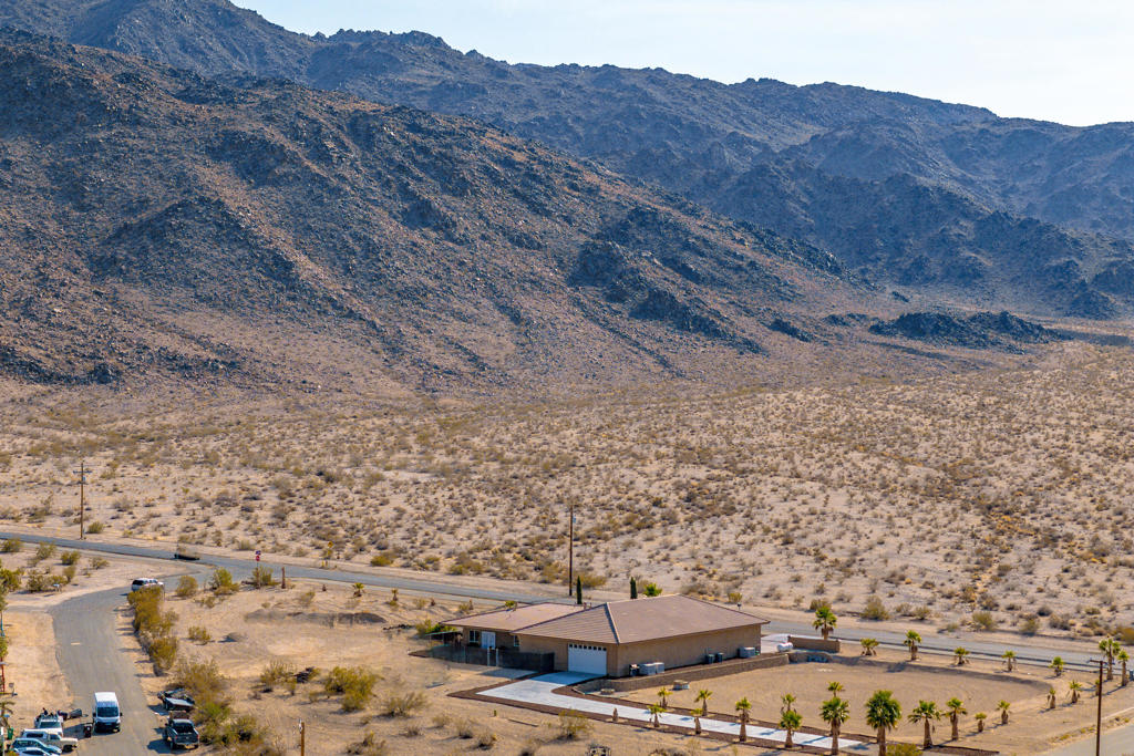 7225 Adobe Road Property Photo 1