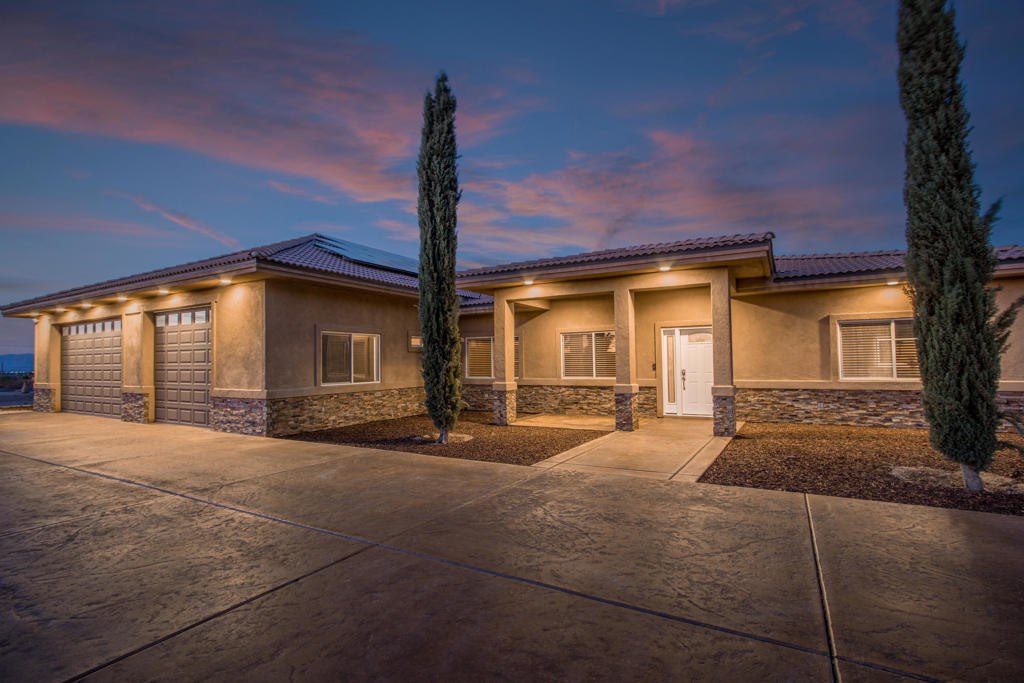 7225 Adobe Road Property Photo 4