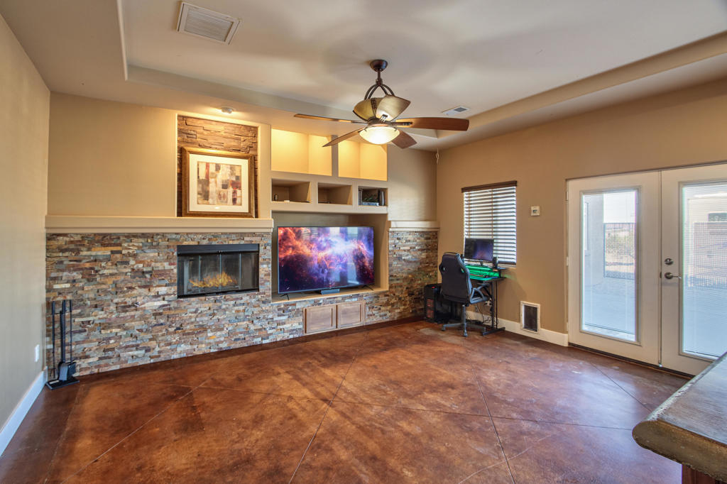 7225 Adobe Road Property Photo 10