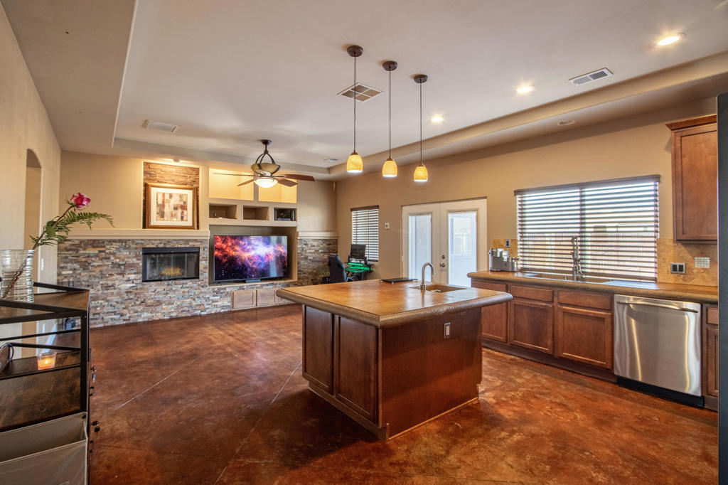 7225 Adobe Road Property Photo 17