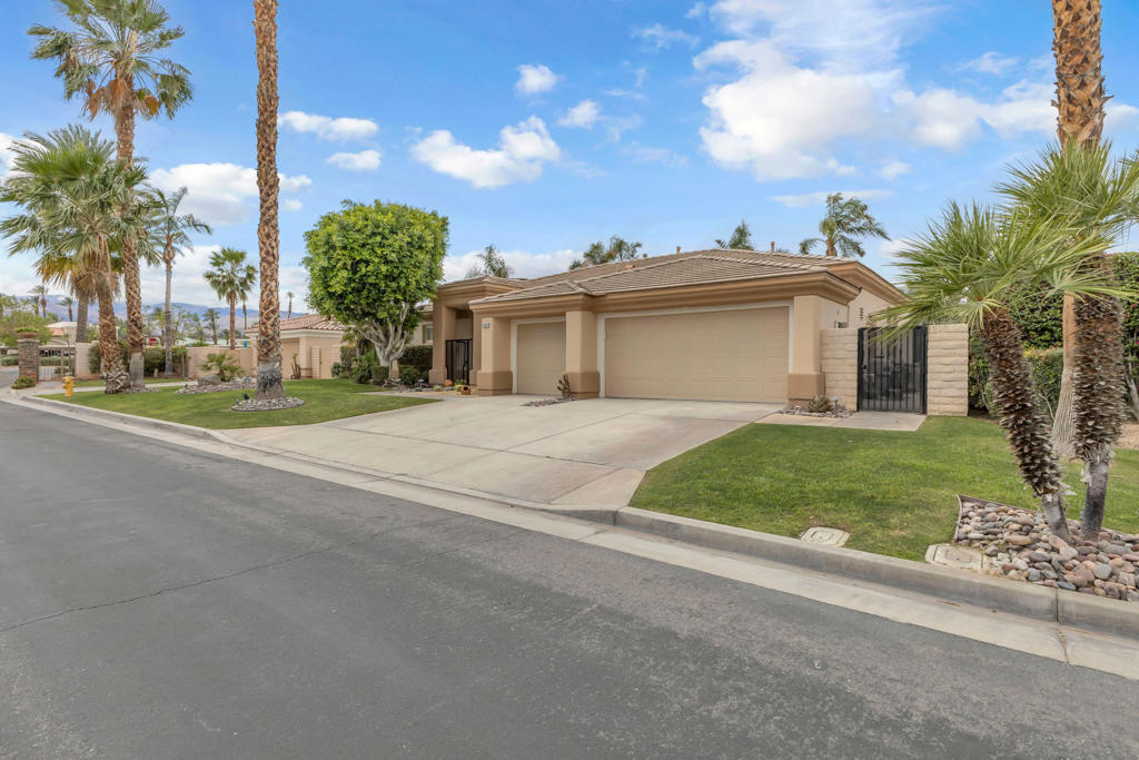 44397 Mesquite Drive Property Photo 2