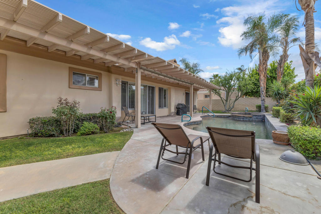 44397 Mesquite Drive Property Photo 5