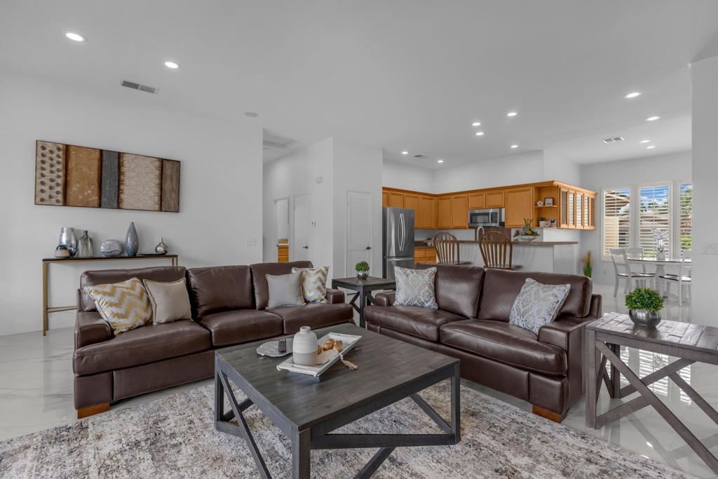 44397 Mesquite Drive Property Photo 13